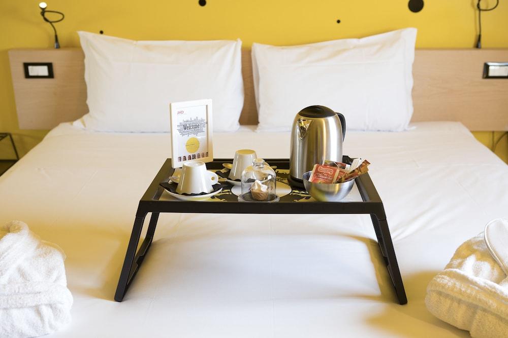 Aiden By Best Western Jhd Dunant Hotel Castiglione Delle Stiviere Esterno foto