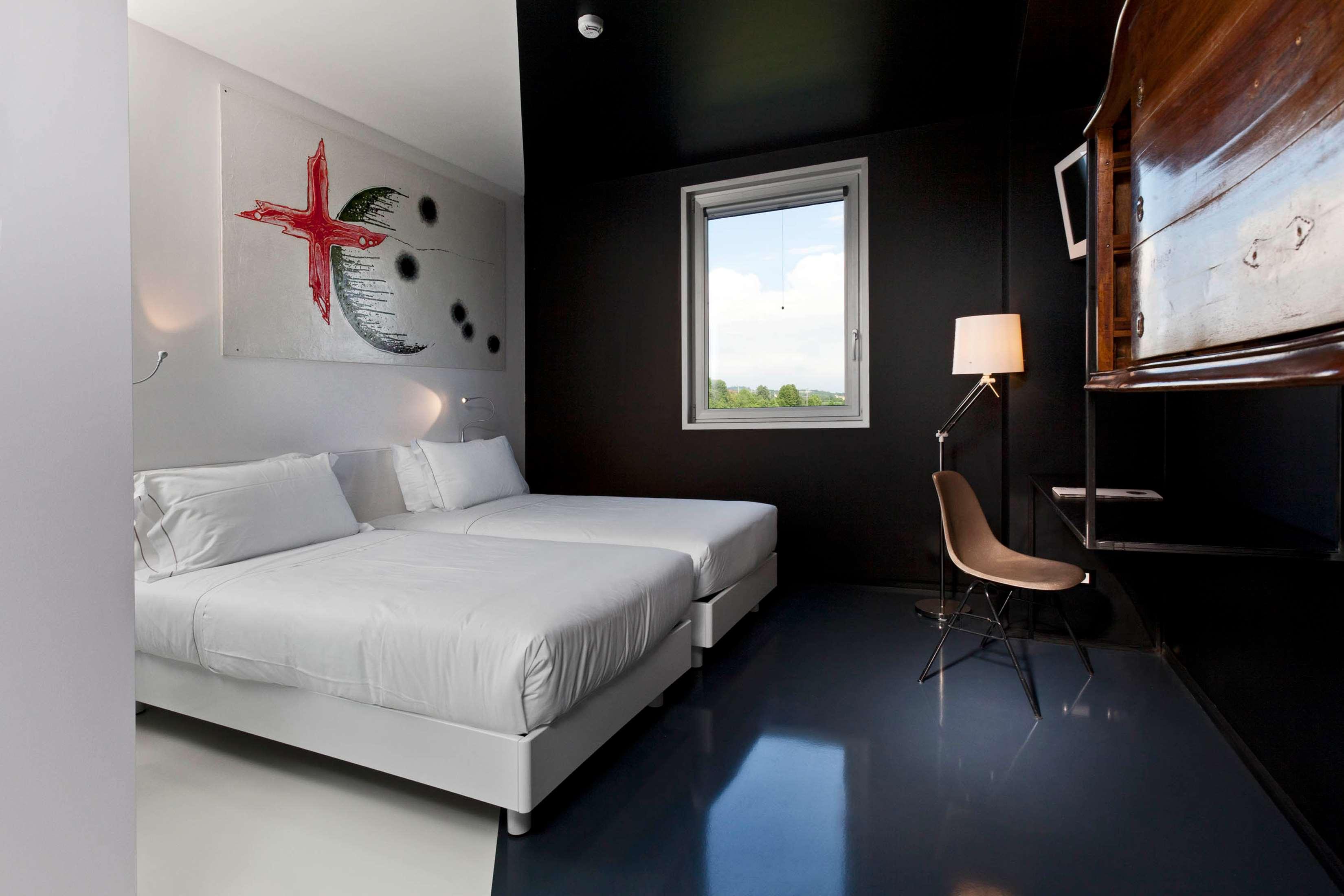 Aiden By Best Western Jhd Dunant Hotel Castiglione Delle Stiviere Esterno foto