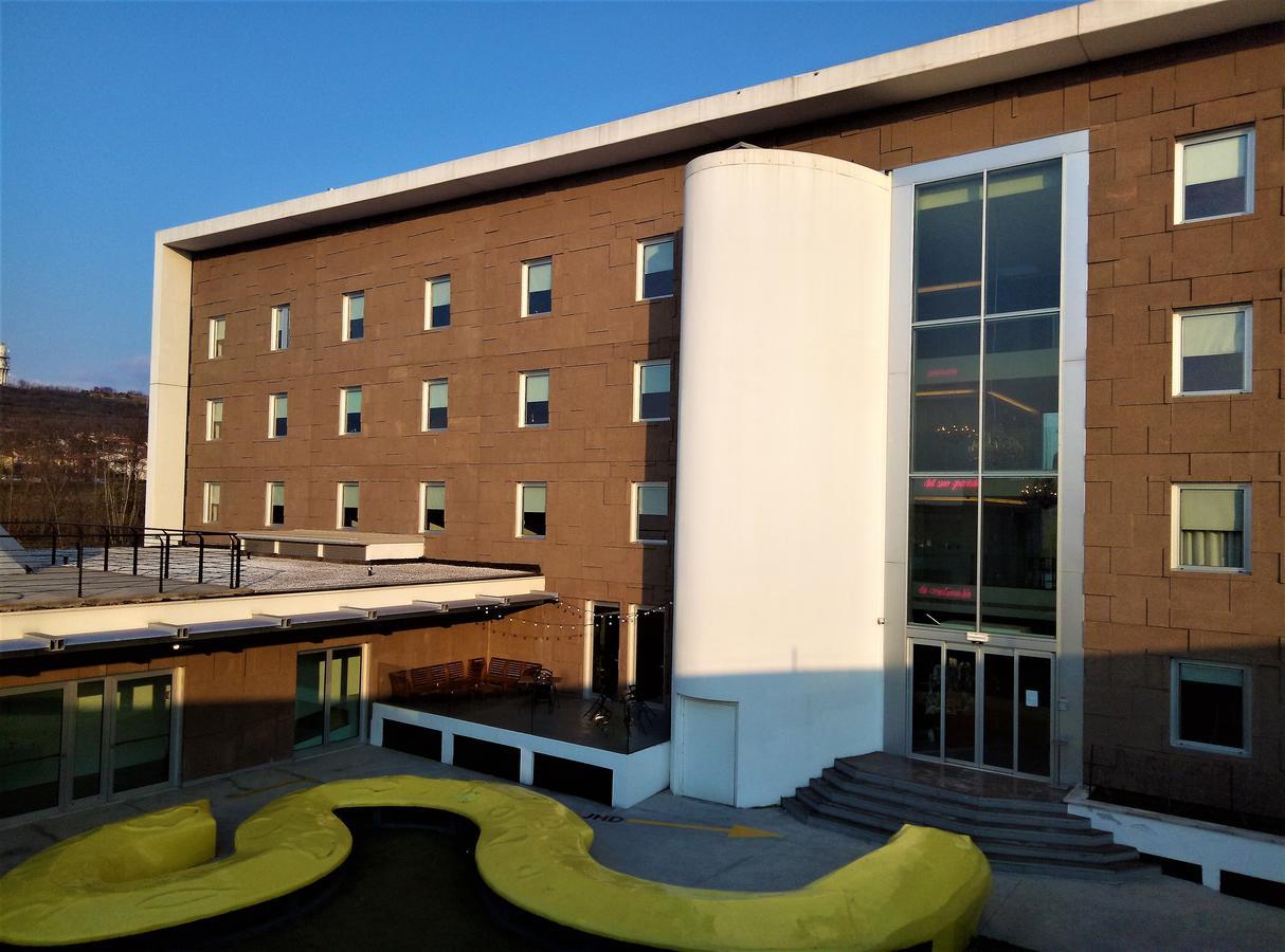 Aiden By Best Western Jhd Dunant Hotel Castiglione Delle Stiviere Esterno foto